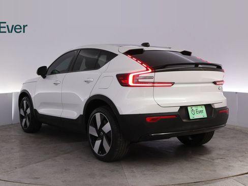 Used 2023 Volvo C40 P8 Recharge Ultimate AWD/4WD image 17