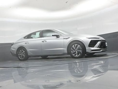 Used 2026 Hyundai Sonata Blue FWD image 38