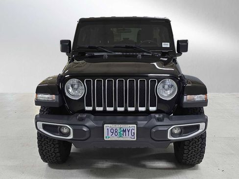 Used 2019 Jeep Wrangler Unlimited Sahara image 8