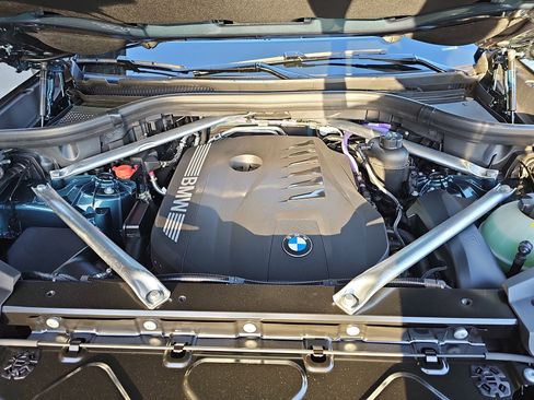 New 2026 BMW X5 xDrive40i AWD/4WD image 33