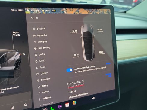 Used 2022 Tesla Model Y Performance AWD/4WD image 29