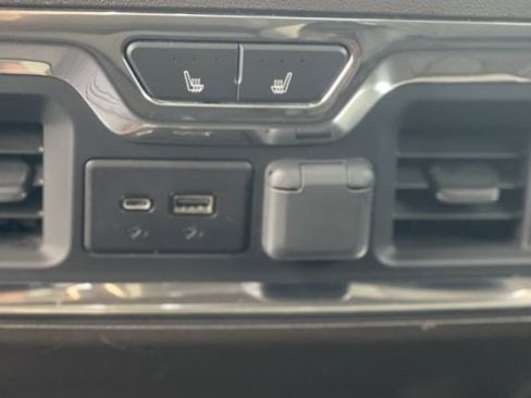 Used 2020 Chevrolet Silverado 1500 LTZ w/ LTZ Plus Package image 18