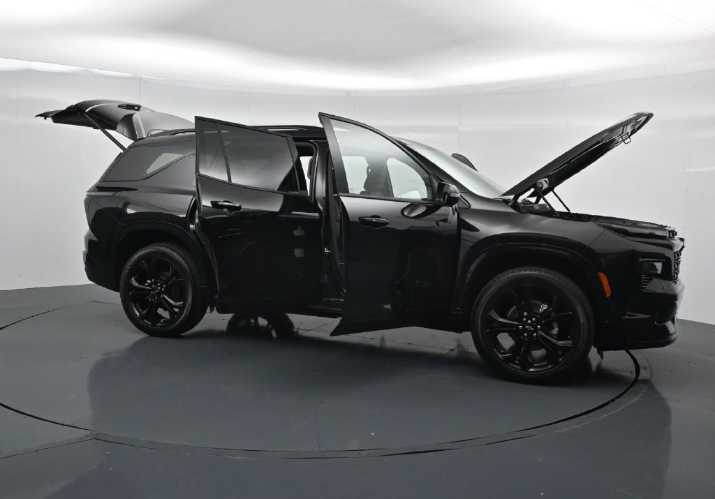 New 2027 Chevrolet Traverse RS FWD image 34