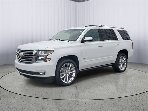 Used 2019 Chevrolet Tahoe Premier w/ Premier Plus Edition image 2