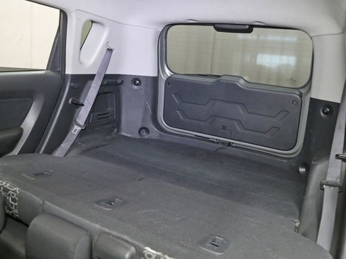 Used 2011 Kia Soul + image 10