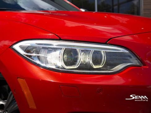 Used 2015 BMW M235i Coupe image 9
