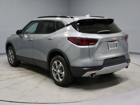 Used 2023 Chevrolet Blazer LT w/ Convenience Package FWD image 9
