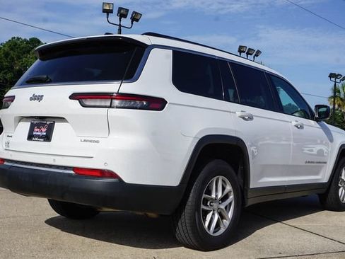 Used 2023 Jeep Grand Cherokee L Laredo AWD/4WD image 4