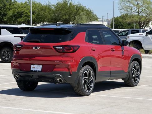 New 2026 Chevrolet TrailBlazer RS w/ Convenience Package FWD image 4