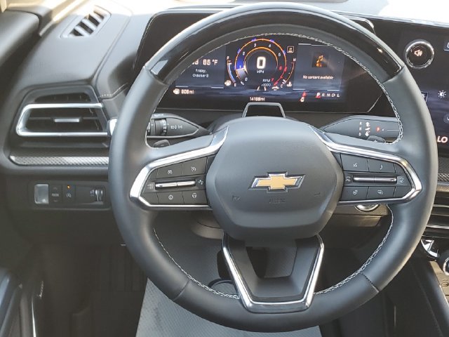 Used 2025 Chevrolet Traverse High Country FWD image 12