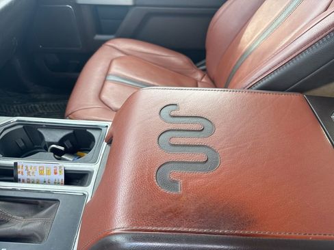 Used 2018 Ford F150 King Ranch image 12