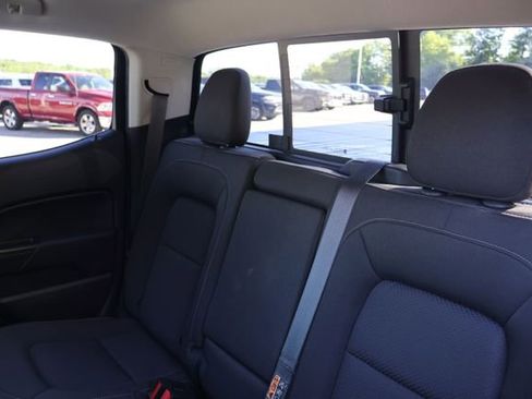 Used 2020 Chevrolet Colorado LT w/ LT Convenience Package AWD/4WD image 12