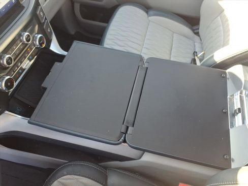 Used 2023 Ford F150 Limited image 17