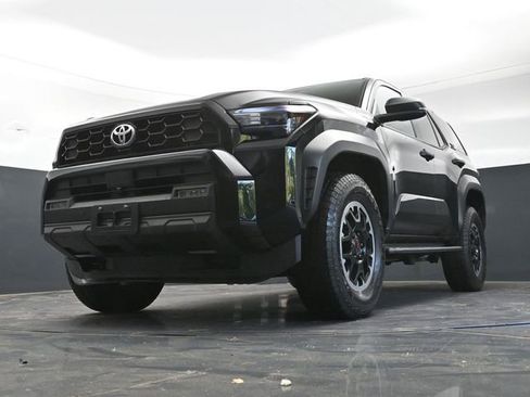 Used 2025 Toyota 4Runner TRD Off-Road AWD/4WD image 32