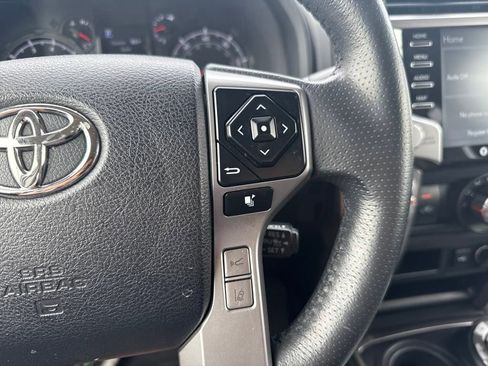 Used 2022 Toyota 4Runner SR5 Premium image 22