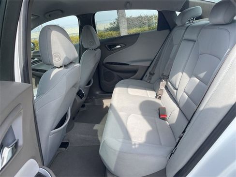 Used 2019 Chevrolet Malibu Hybrid image 24