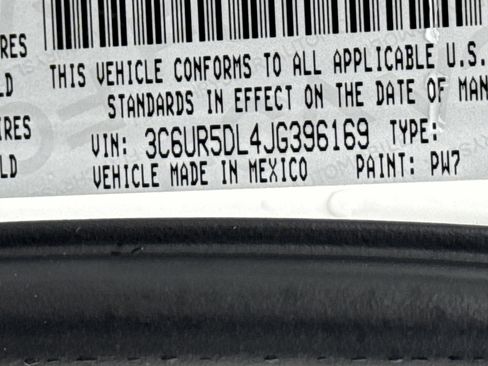 Used 2018 RAM 2500 Big Horn w/ Sport Appearance Group image 32