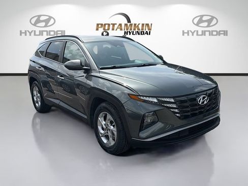 Used 2023 Hyundai Tucson SEL FWD image 3