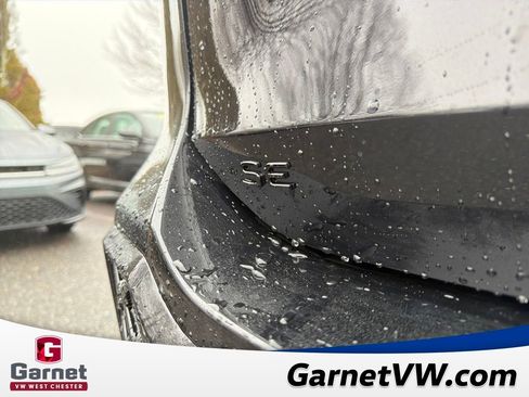 New 2026 Volkswagen Tiguan SE R-Line image 37