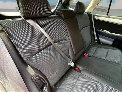 Used 2018 Subaru Outback 2.5i Premium AWD/4WD image 27