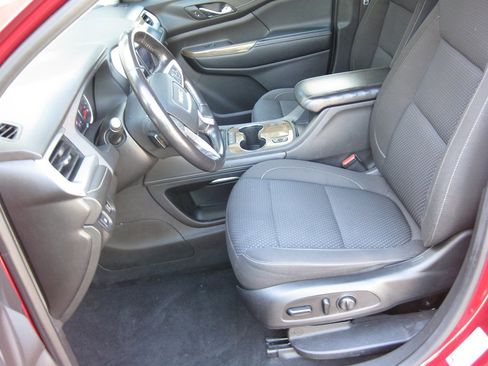 Used 2020 GMC Acadia SLE w/ Driver Convenience Package FWD image 13