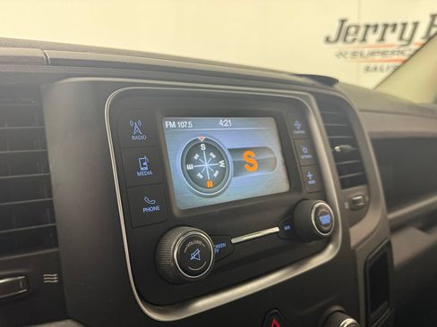 Used 2018 RAM 2500 Tradesman w/ Chrome Appearance Group AWD/4WD image 18