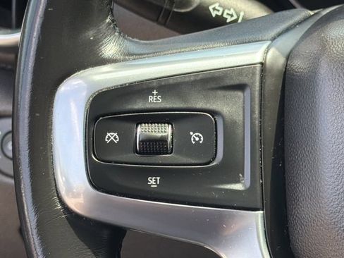 Used 2020 Chevrolet Blazer LT FWD image 28