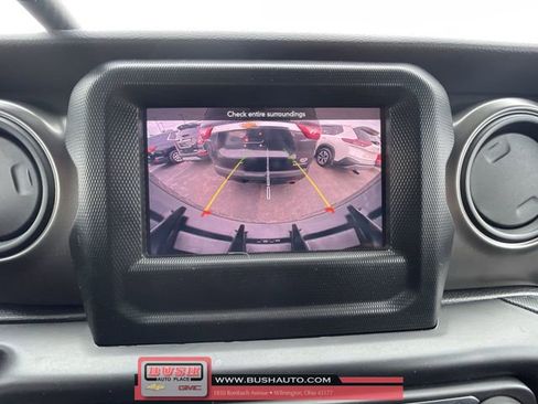 Used 2022 Jeep Wrangler Unlimited Sport image 15