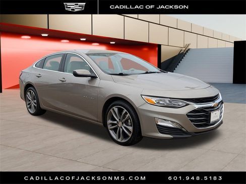 Used 2024 Chevrolet Malibu LT image 2