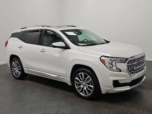 Certified 2023 GMC Terrain Denali AWD/4WD image 3