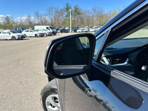 Used 2024 Toyota RAV4 LE AWD/4WD image 17