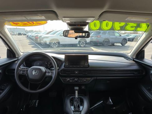 Used 2024 Honda HR-V LX image 25