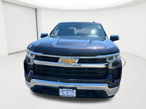 Used 2023 Chevrolet Silverado 1500 LT AWD/4WD image 2