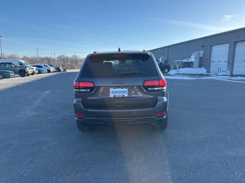 Used 2017 Jeep Grand Cherokee Limited 75th Anniversary image 4