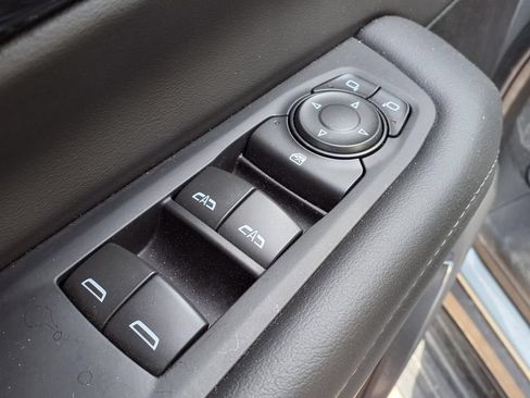 Used 2025 Chevrolet Tahoe LT AWD/4WD image 20