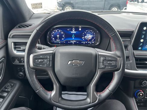 Used 2022 Chevrolet Suburban RST image 17