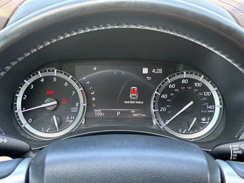 Used 2022 Toyota Highlander Platinum AWD/4WD image 29