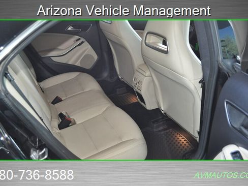 Used 2018 Mercedes-Benz CLA 250 image 23
