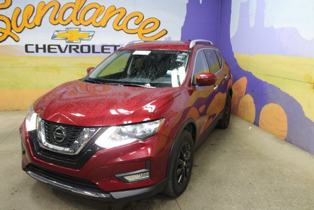 Used 2019 Nissan Rogue SV AWD/4WD image 4