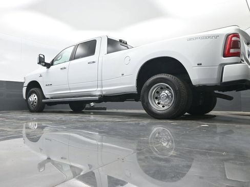 Used 2023 RAM 3500 Laramie image 39