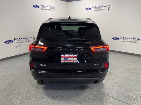 Used 2023 Ford Escape ST-Line Select w/ Tech Pack #2 image 5