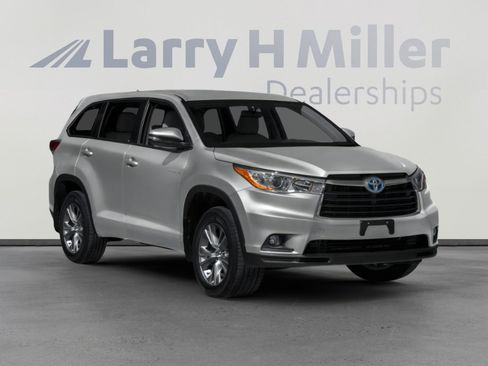 Used 2015 Toyota Highlander Limited w/ Driver Technology Package image 6