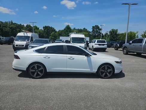 Used 2023 Honda Accord Sport image 8