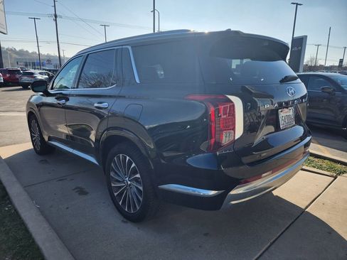 Used 2024 Hyundai Palisade Calligraphy image 7