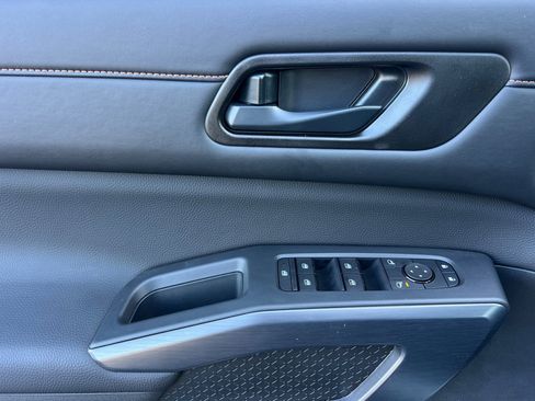 Certified 2025 Nissan Pathfinder Rock Creek image 12