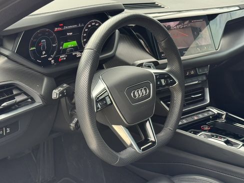 Used 2023 Audi e-tron GT Prestige w/ Prestige Package AWD/4WD image 2