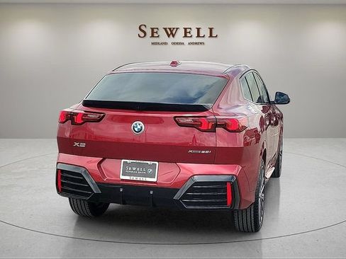 New 2026 BMW X2 xDrive28i w/ M Sport Package AWD/4WD image 5
