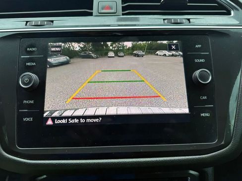 Used 2019 Volkswagen Tiguan S FWD image 26