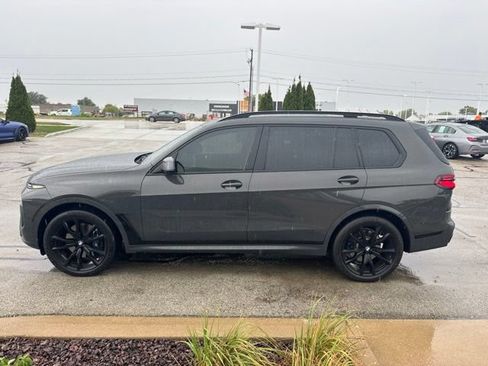 Used 2024 BMW X7 xDrive40i w/ Executive Package AWD/4WD image 7