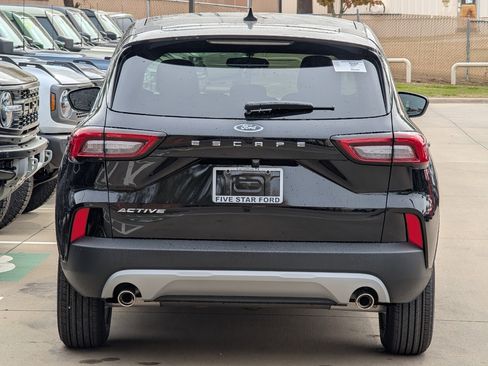 New 2026 Ford Escape Active image 5